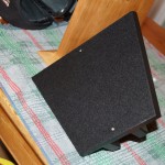 Black felt on baffle support base